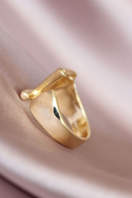 Z Letter Gold Color Adjustable Metal Women's Ring