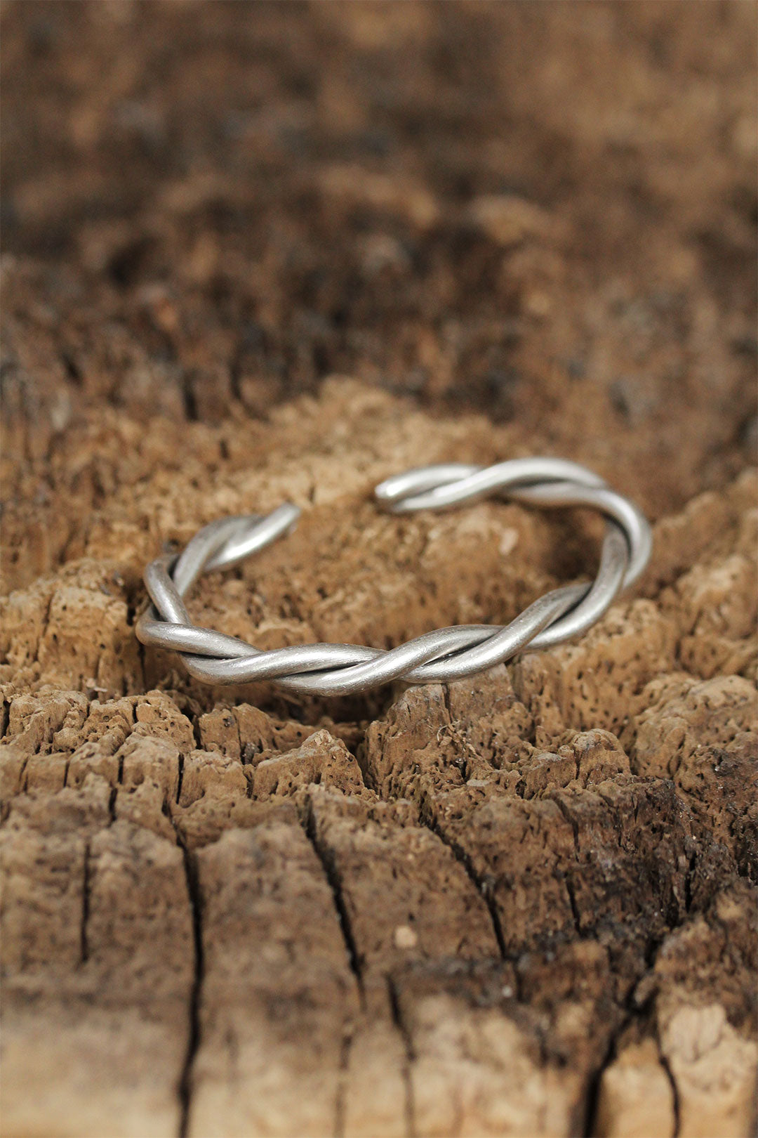 New Season Men's Cuff Bracelet with Twist Design