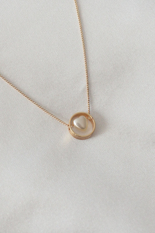 Gold Color Minimal Heart Figure Women's Necklace