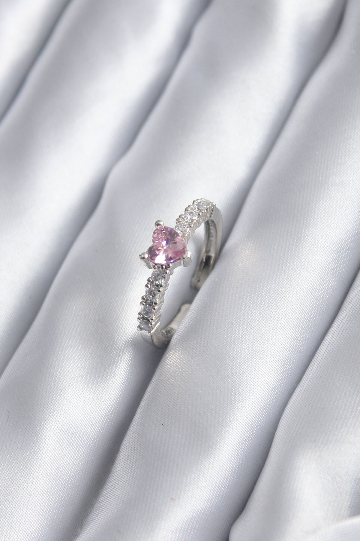Silver Color Zircon Stone Pink Crystal Heart Model Women's Ring