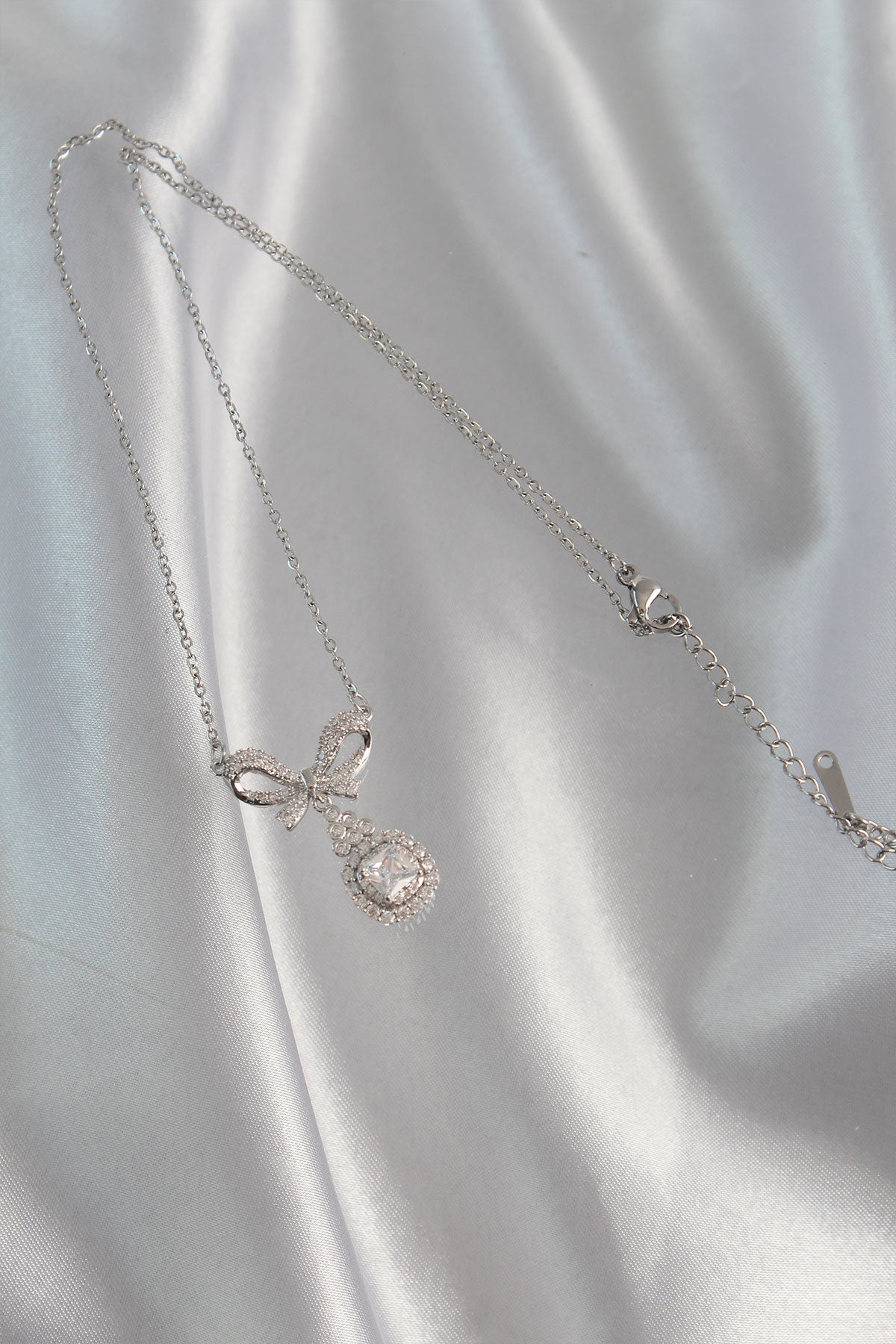316L Steel Silver Color Bow Detail Zircon Stone Solitaire Necklace