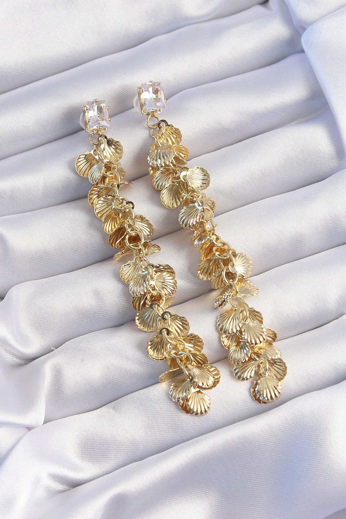 Brass Gold Color Zircon Stone Minimal Seashell Dangle Earrings
