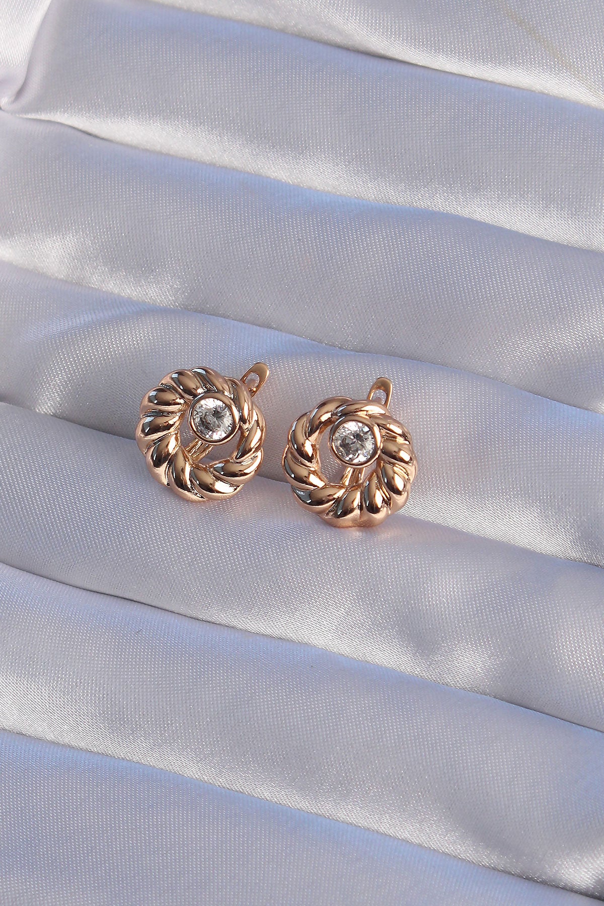 XUPING Rose Color Oval Zircon Stone Spiral Model Earrings