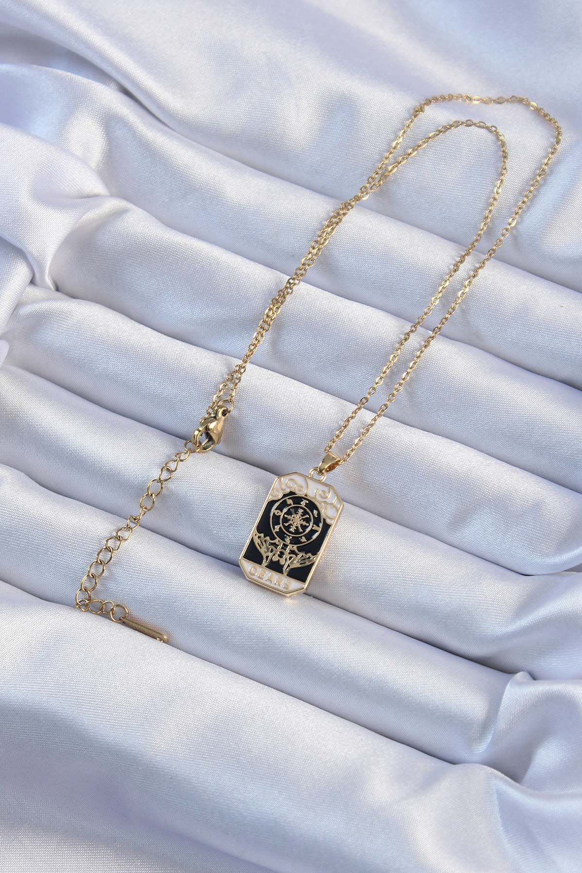 316L Steel Chain Gold Color Embroidered Black Enamel Tarot Necklace