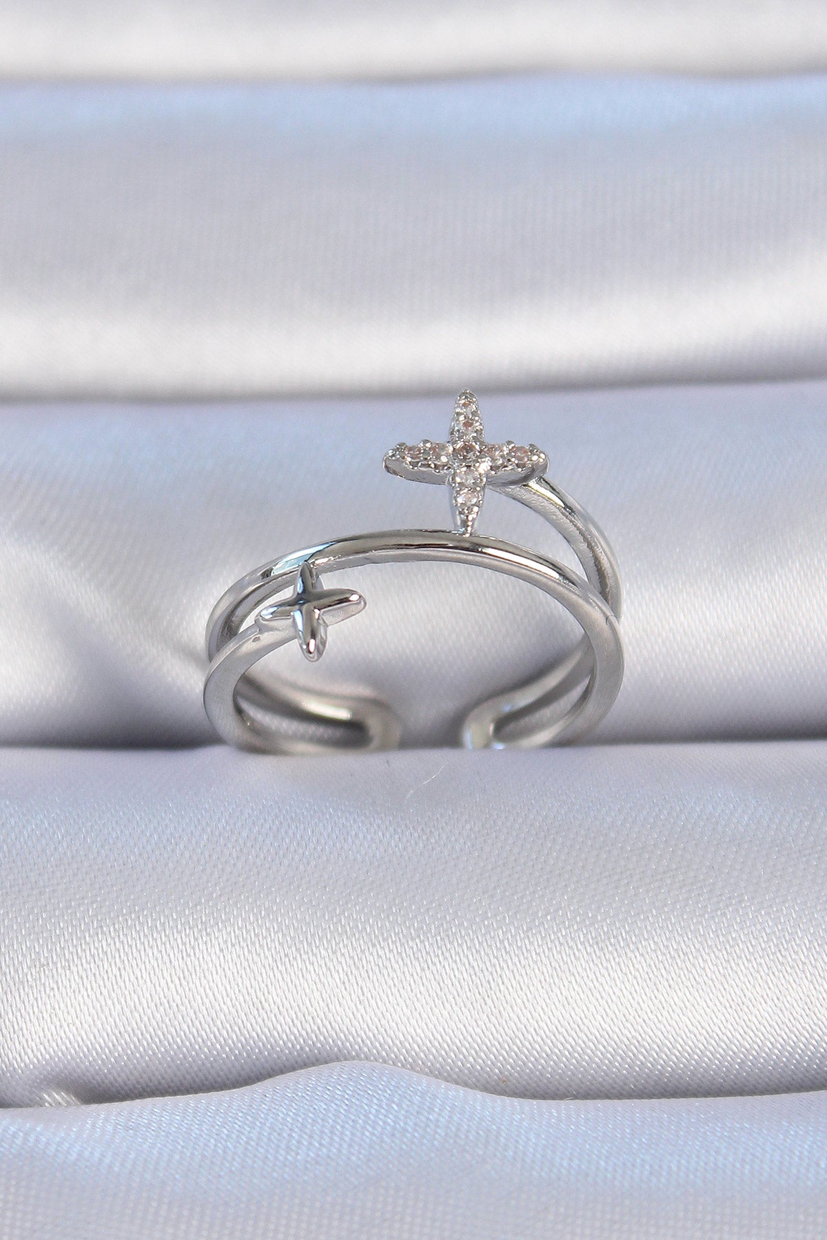 Brass Silver Color Zircon Stone Star Model Women's Ring