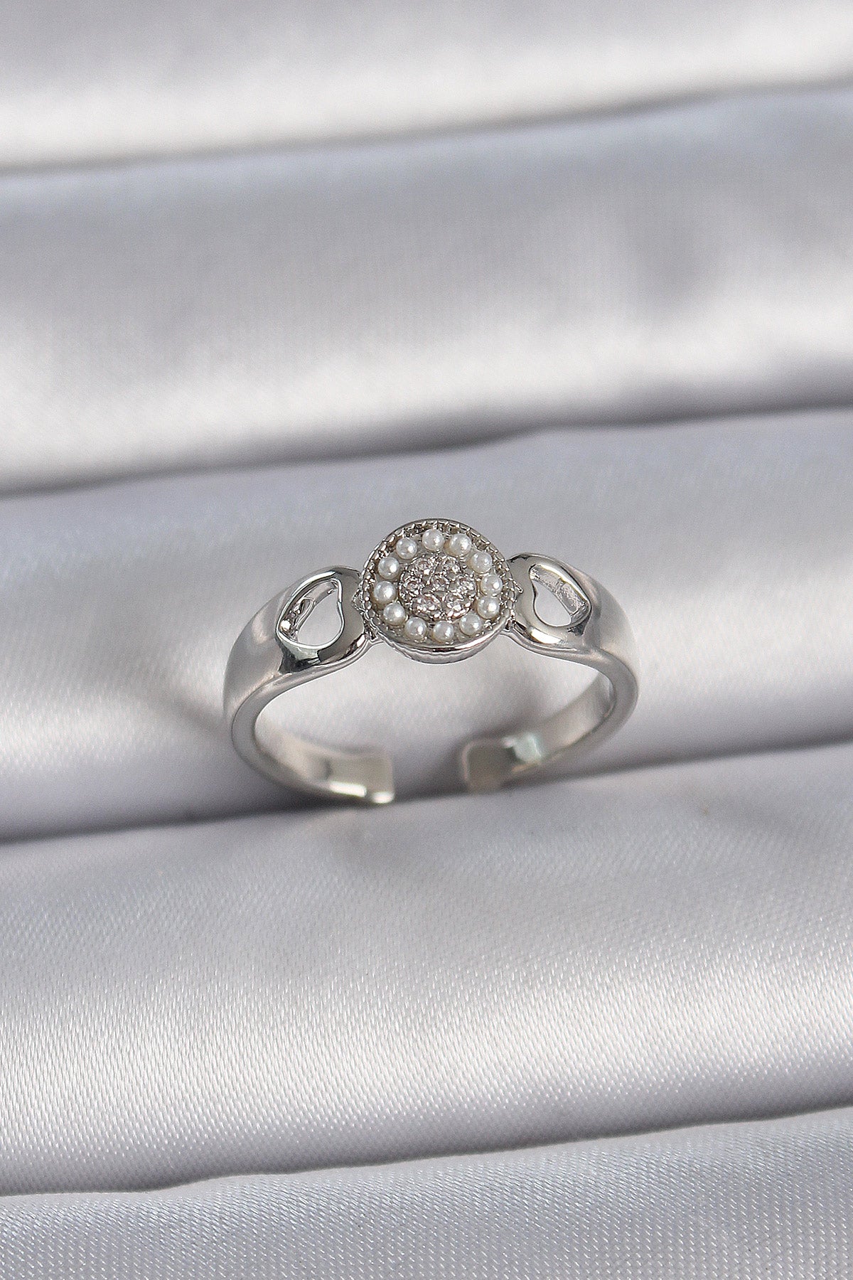 Brass Silver Color Zircon Stone Pearl Heart Embroidery Detail Adjustable Model Women's Ring