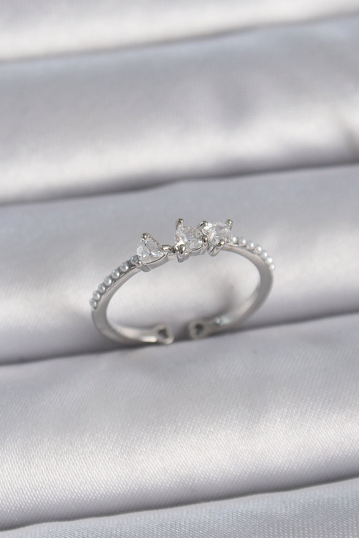 Brass Silver Color Zircon Stone Heart Pearl Detail Adjustable Model Women's Ring