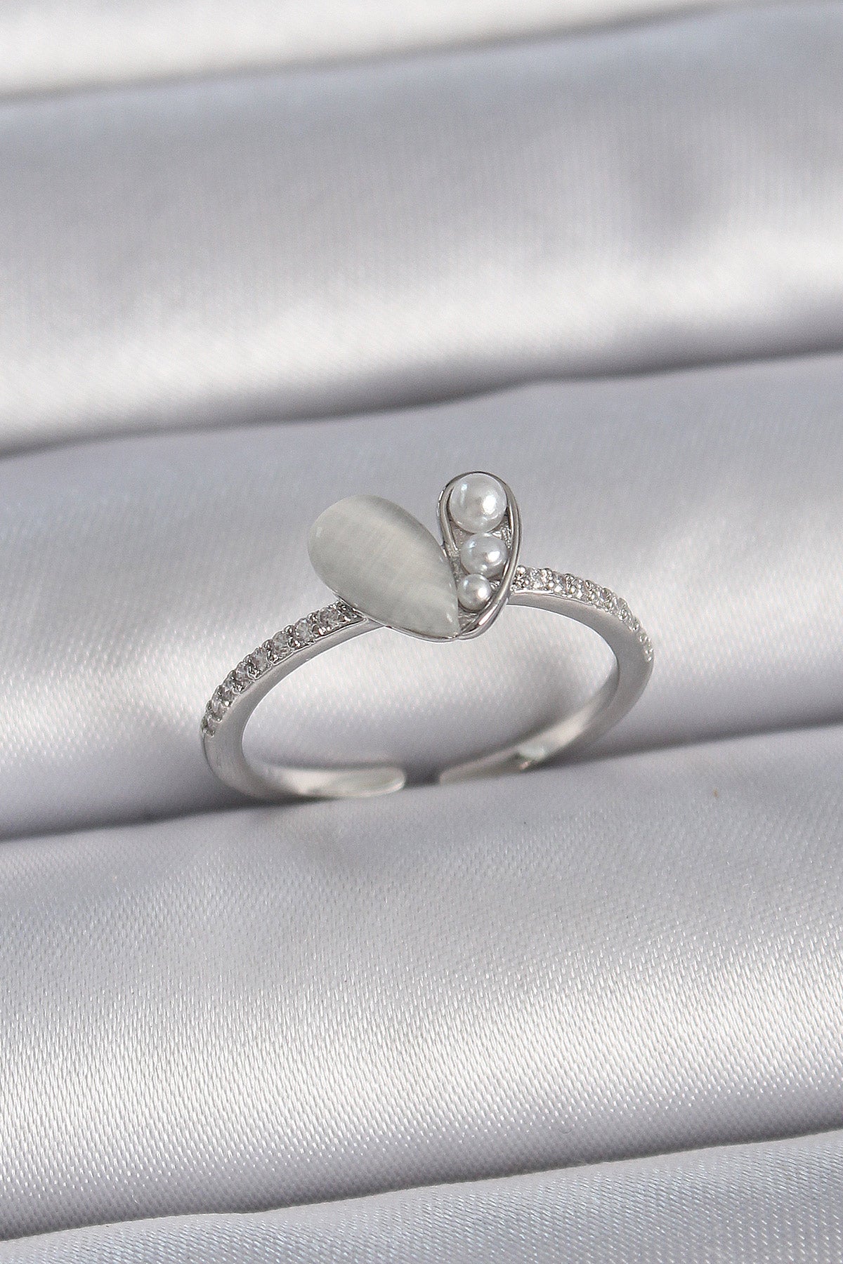 Brass Silver Color Adjustable Zircon Stone Pearl White Enamel Heart Model Women's Ring