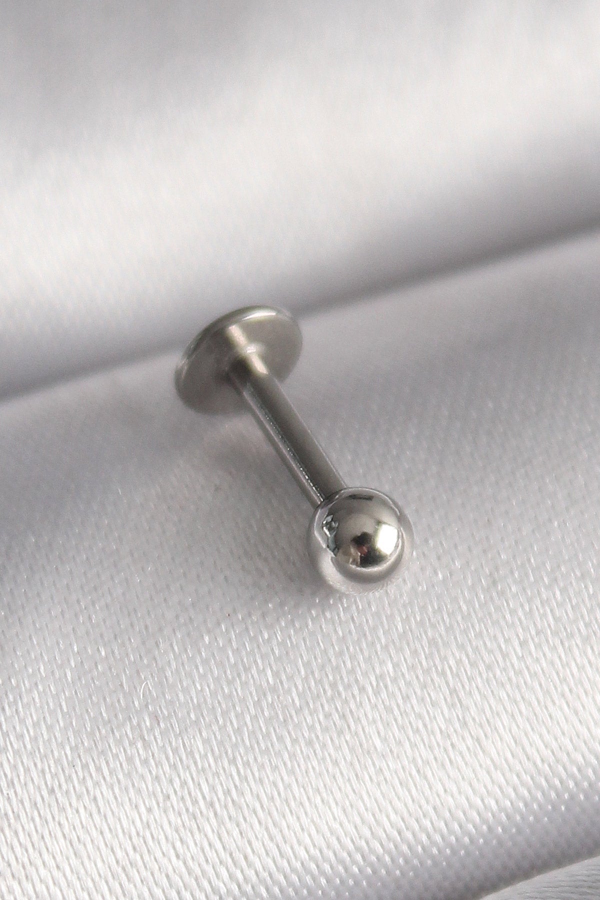 Silver-Tone Ball Stud Piercing – 316L Stainless Steel