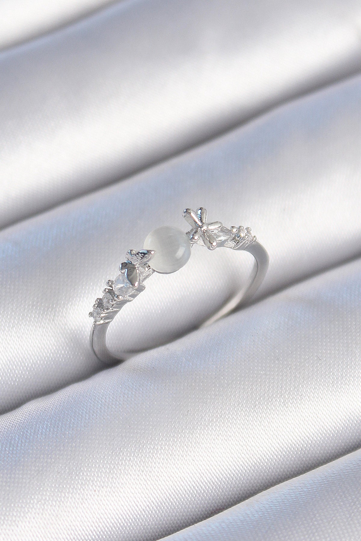 Brass Silver Color Zircon Stone White Enamel Butterfly Detail Women's Ring