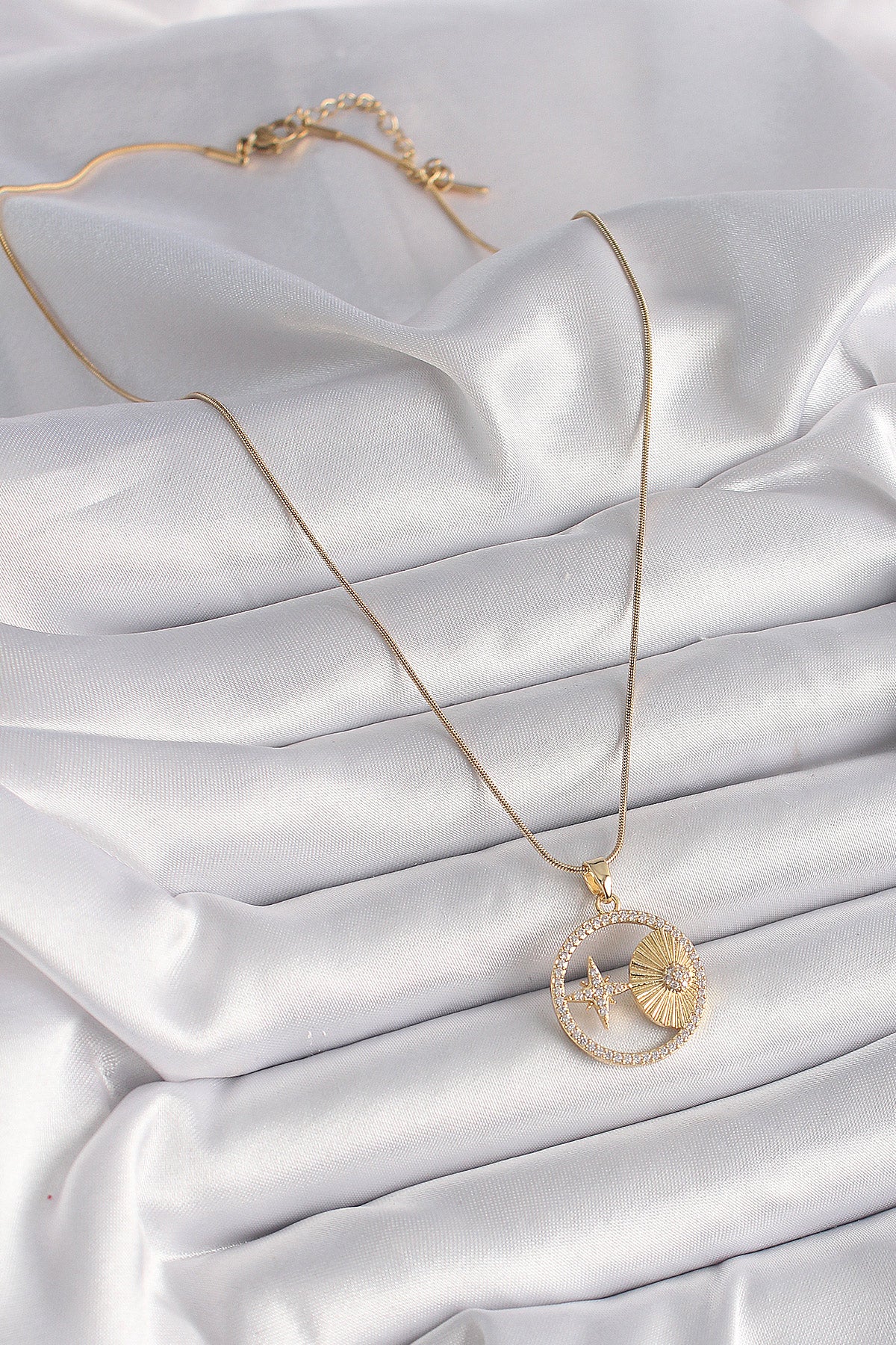 316L Steel Gold Color Chain Zircon Stone Star Engraved Medallion Model Women's Necklace