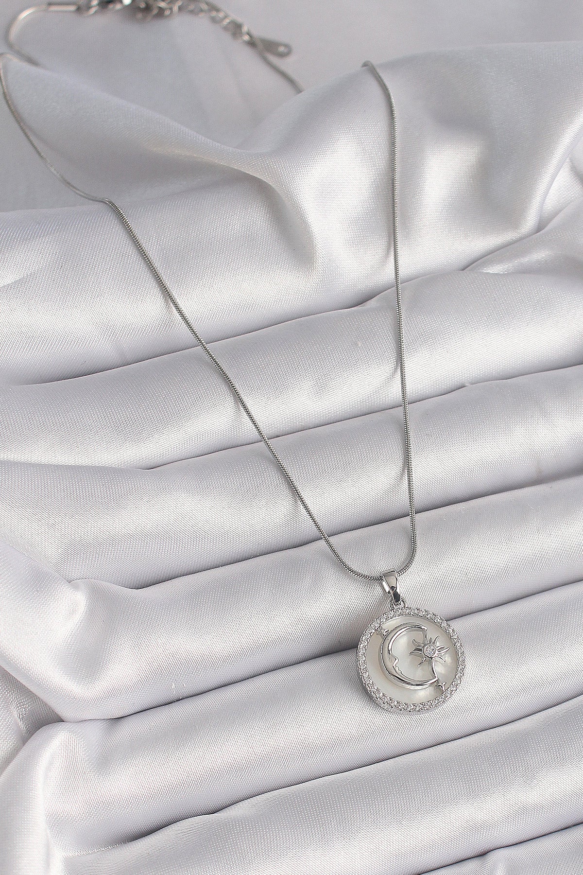 316L Steel Silver Color Chain Zircon Stone Detailed White Pearl Crescent Star Embroidered Women's Necklace