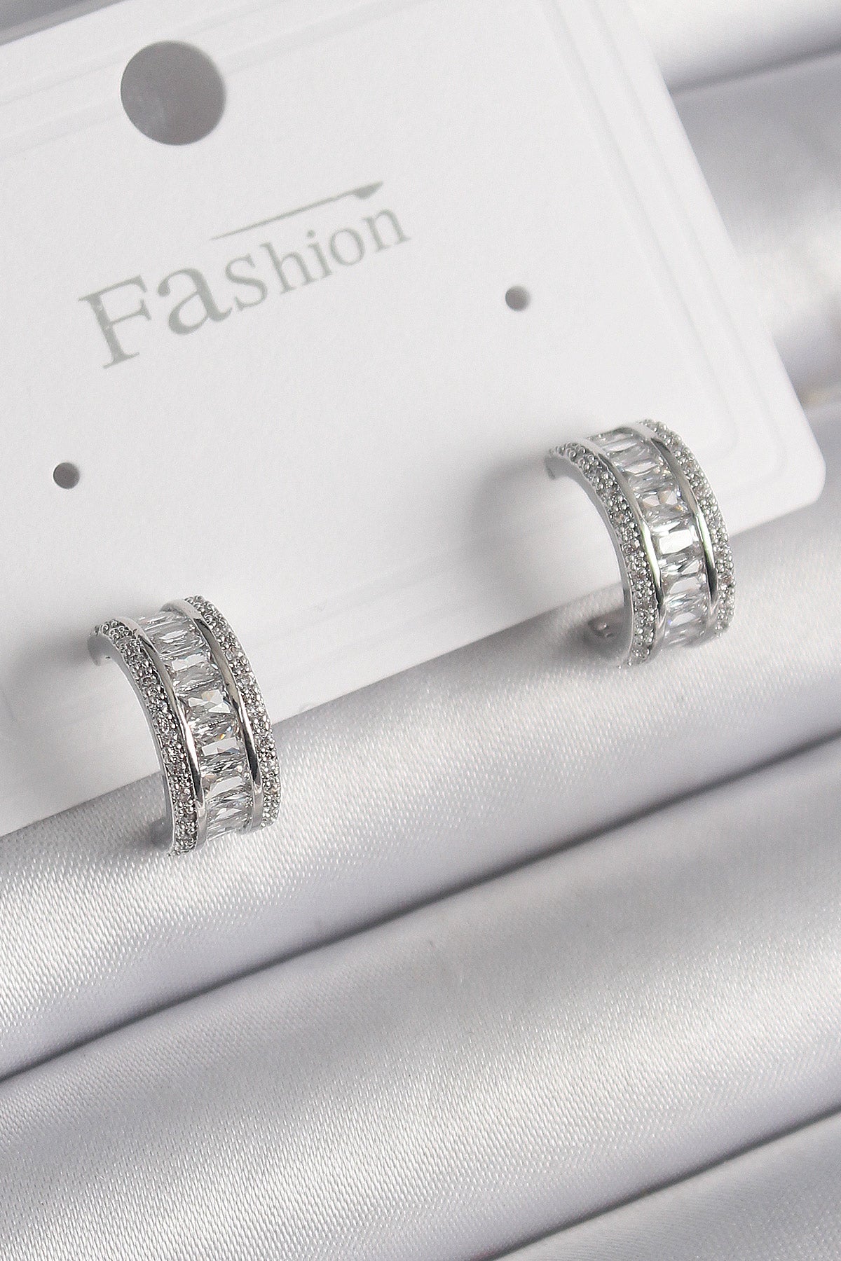 Brass Silver Color Zircon Stone Hoop Model Women's Earrings