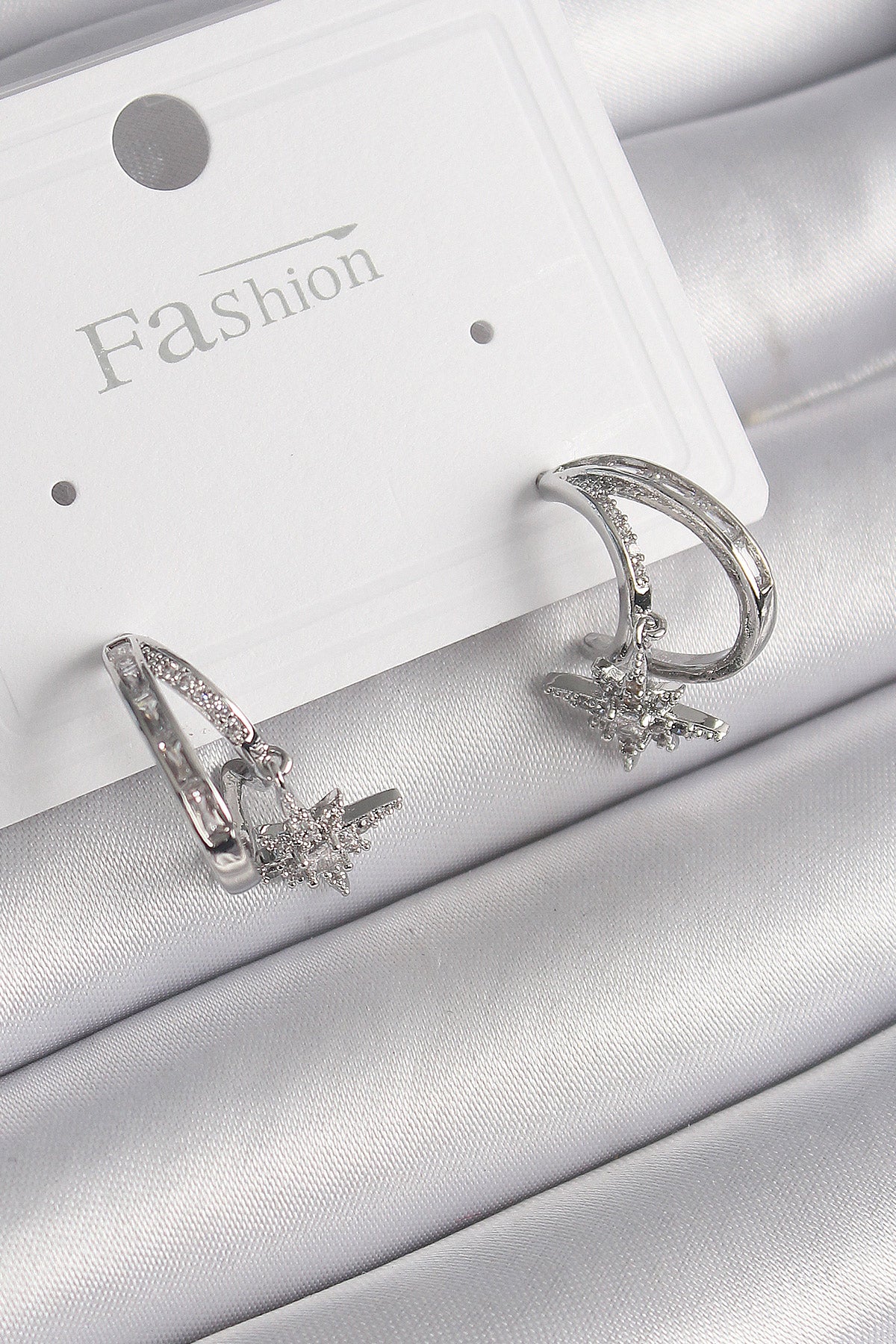 Brass Silver Color Zircon Stone Hoop Model Dangle Star Detail Women's Earrings