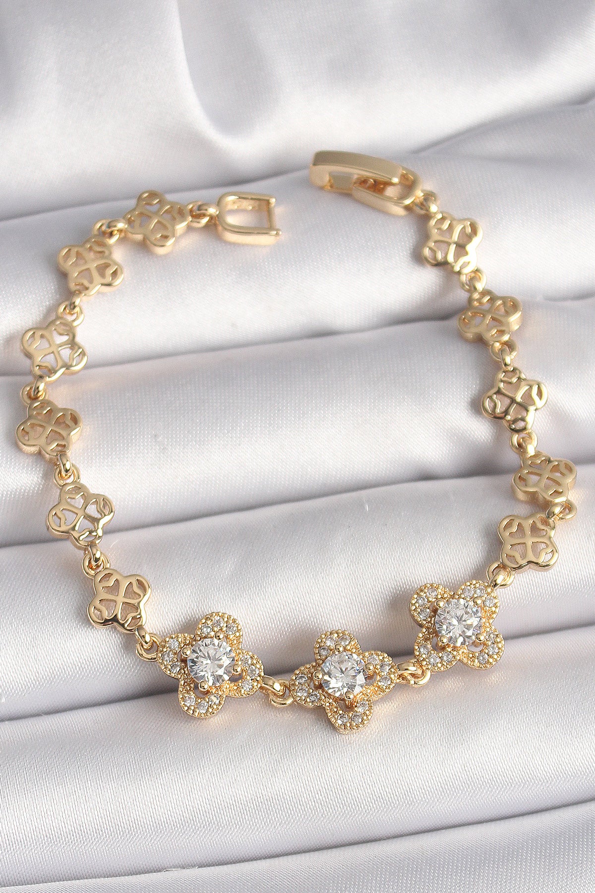 Brass Gold Color Zircon Stone Clover Model Women's Bracelet