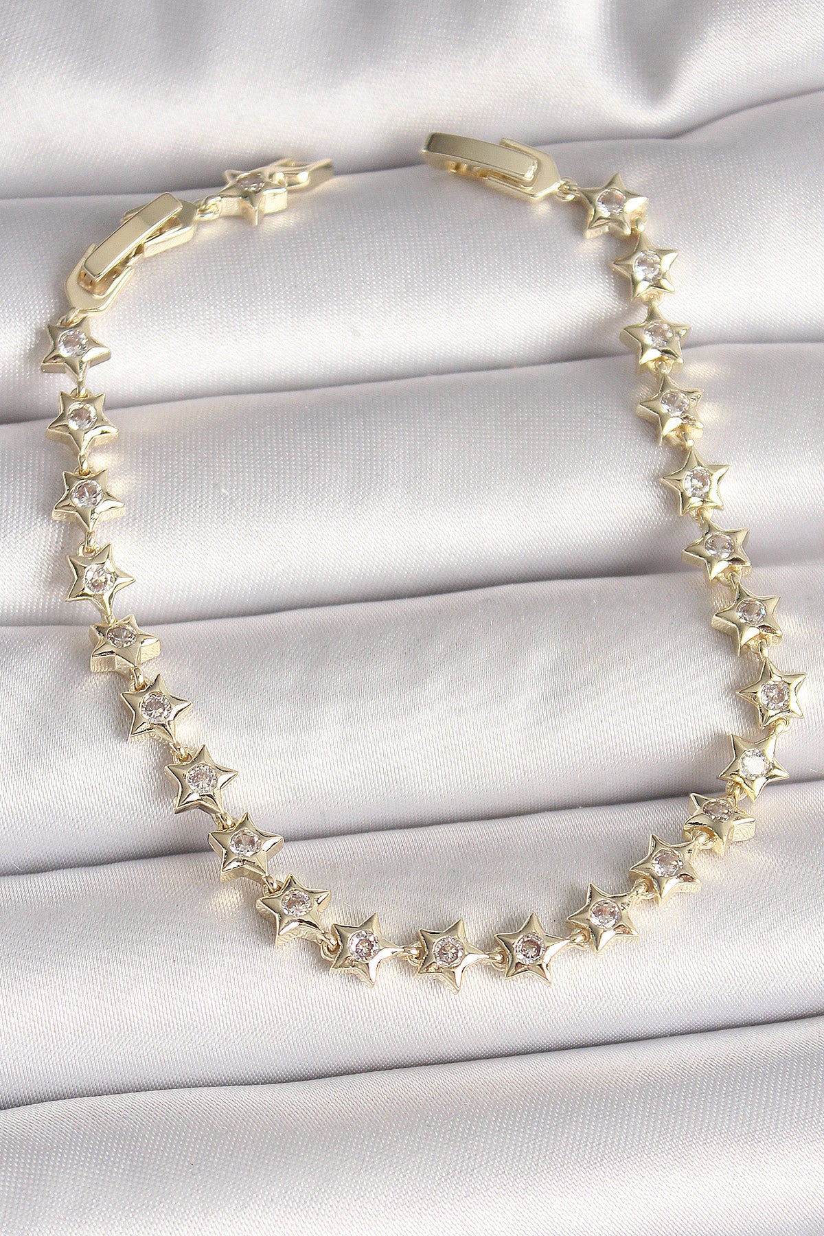Brass Gold Color Zircon Stone Star Model VIP Series Women's Bracelet