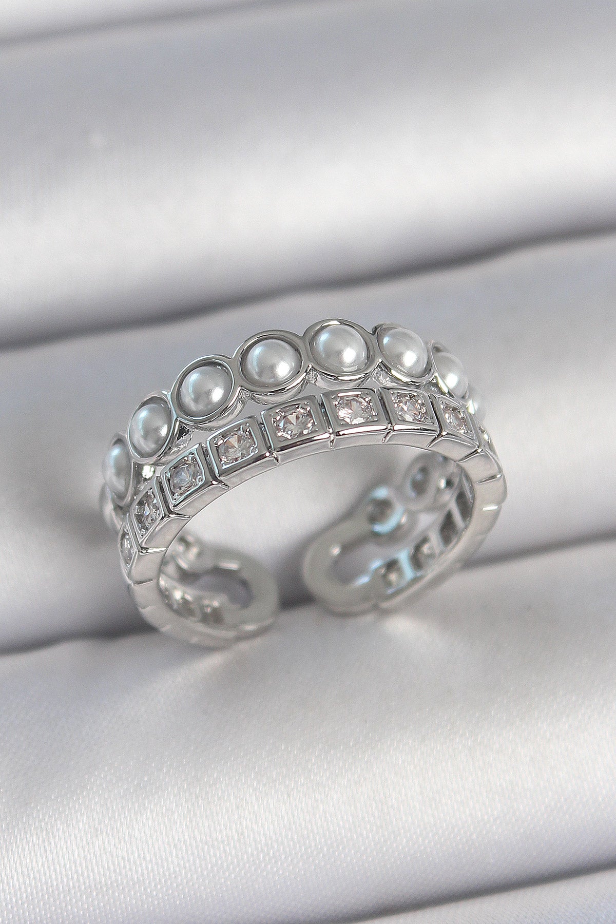 Brass Silver Color 2-Row Zircon Stone and Pearl Adjustable Women's Ring