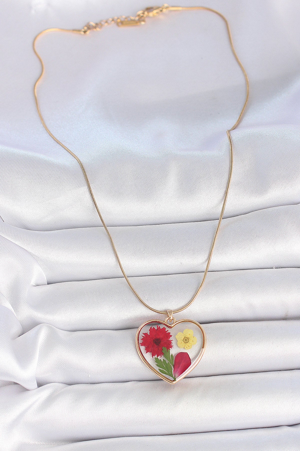 316L Stainless Steel Gold-Tone Flower and Heart Women's Necklace