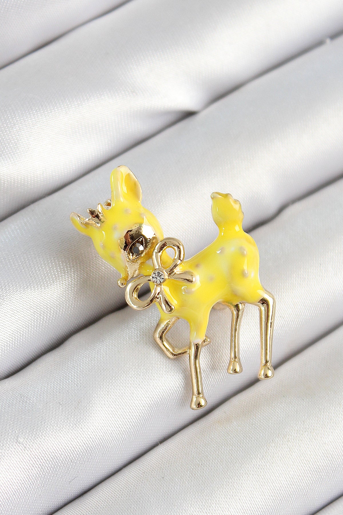 Zircon Stone Bow Detailed 3D Yellow Gazelle Figured Gold Color Women's Brooch