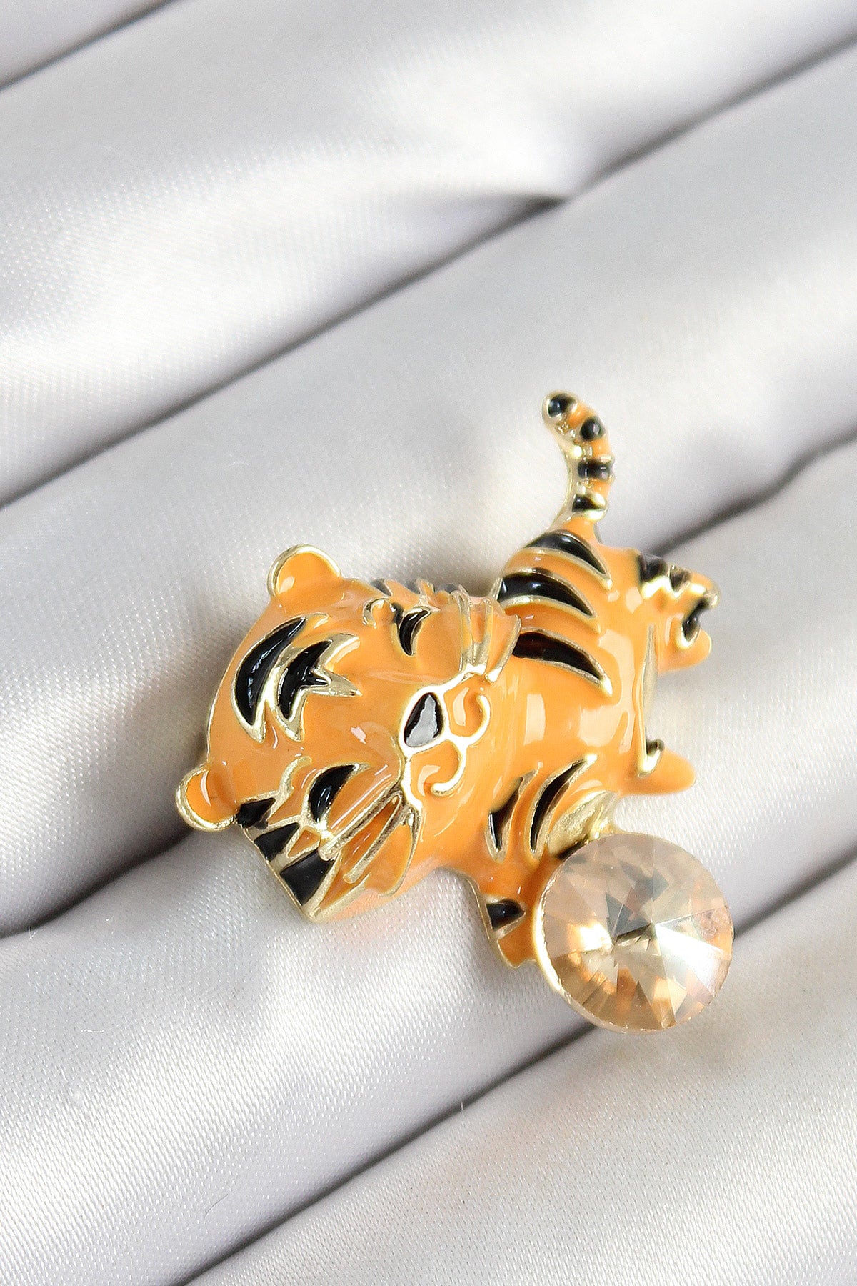 Zircon Stone Black Striped Orange Tiger Figure Gold Color Women's Brooch