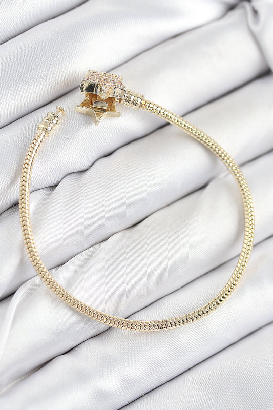 Pirinç Charm Zirkon Taşlı Yıldız Model Gold Renk Kadın Bileklik