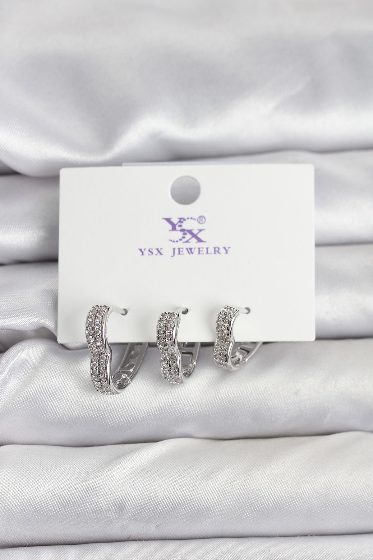 Brass Silver-Tone Heart Women's Earrings with Zircon Detail