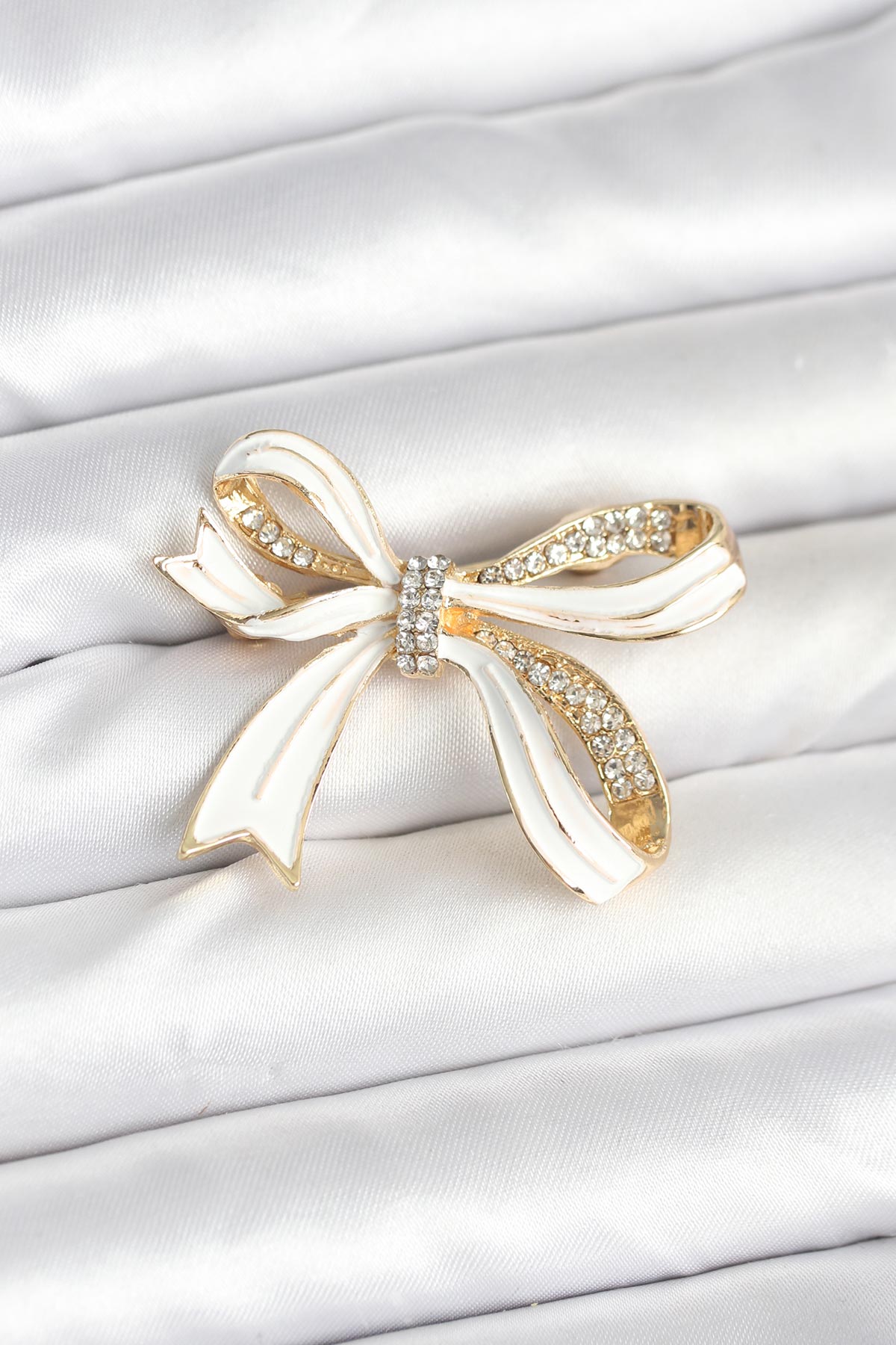 White Bow Brooch Pin