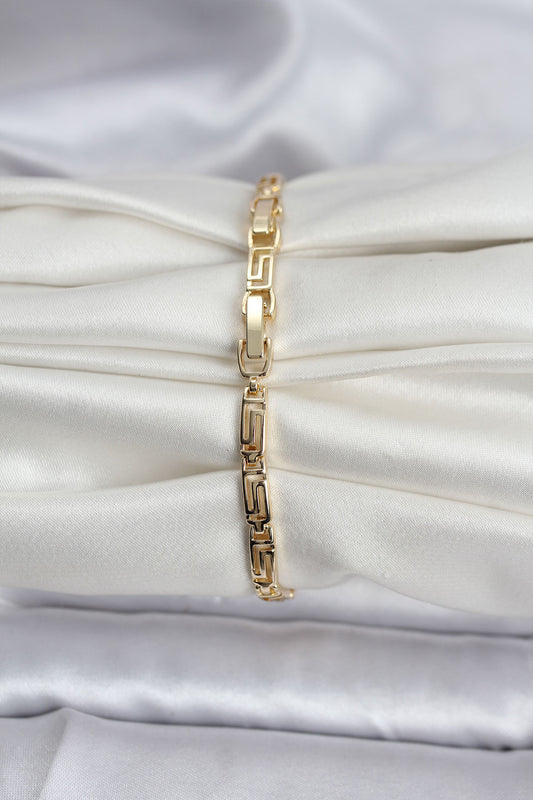 14K Gold Renk Kaplama Zirkon Taşlı Baget Model CM Kadın Bileklik