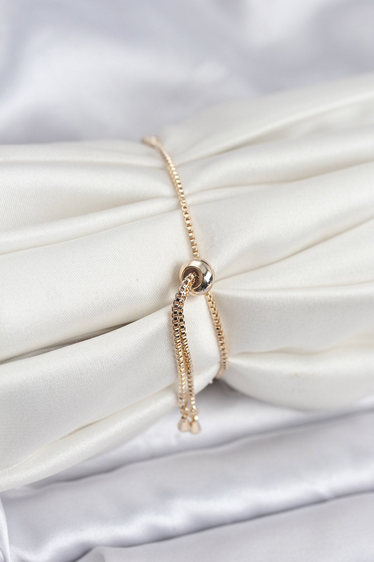 Gold-Tone Adjustable Swan Tennis Bracelet with Zircon Detail