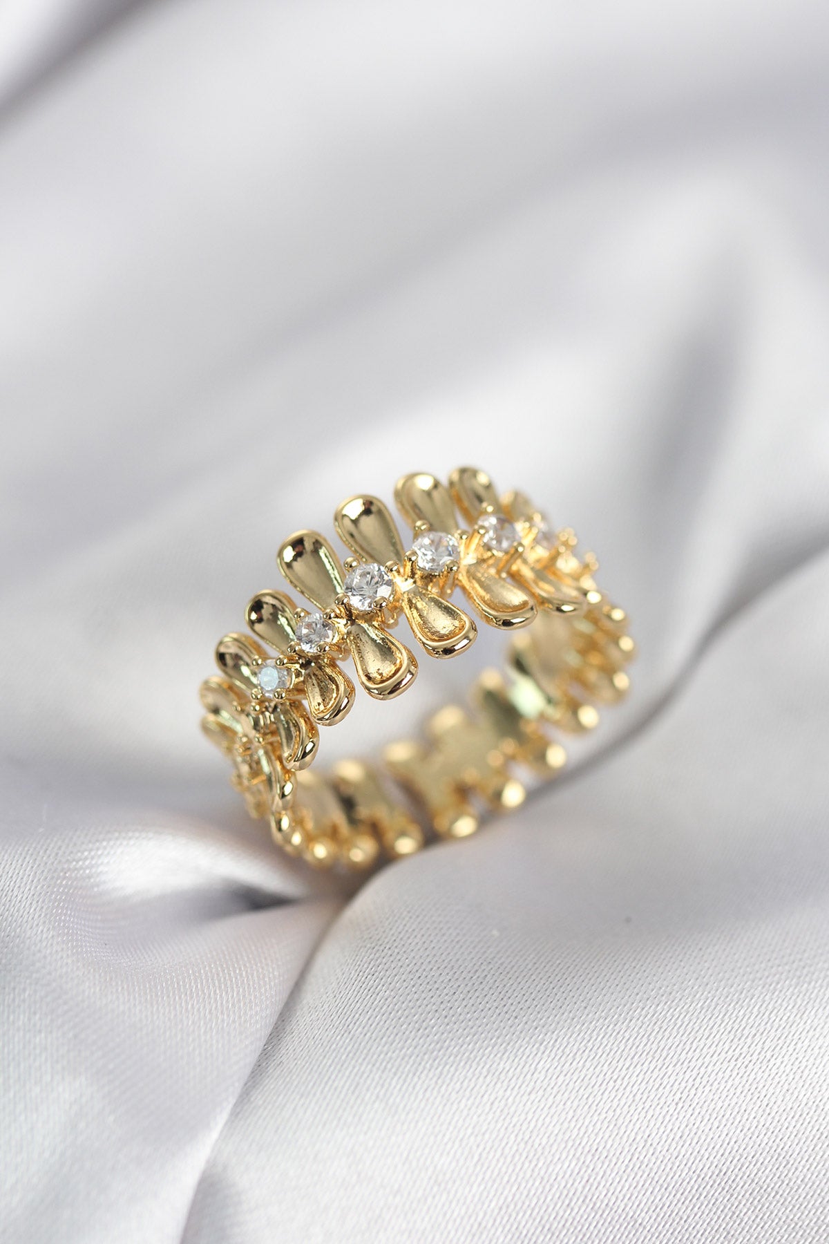 Gold-Tone Multi-Row Teardrop Women's Ring with Zircon Detail
