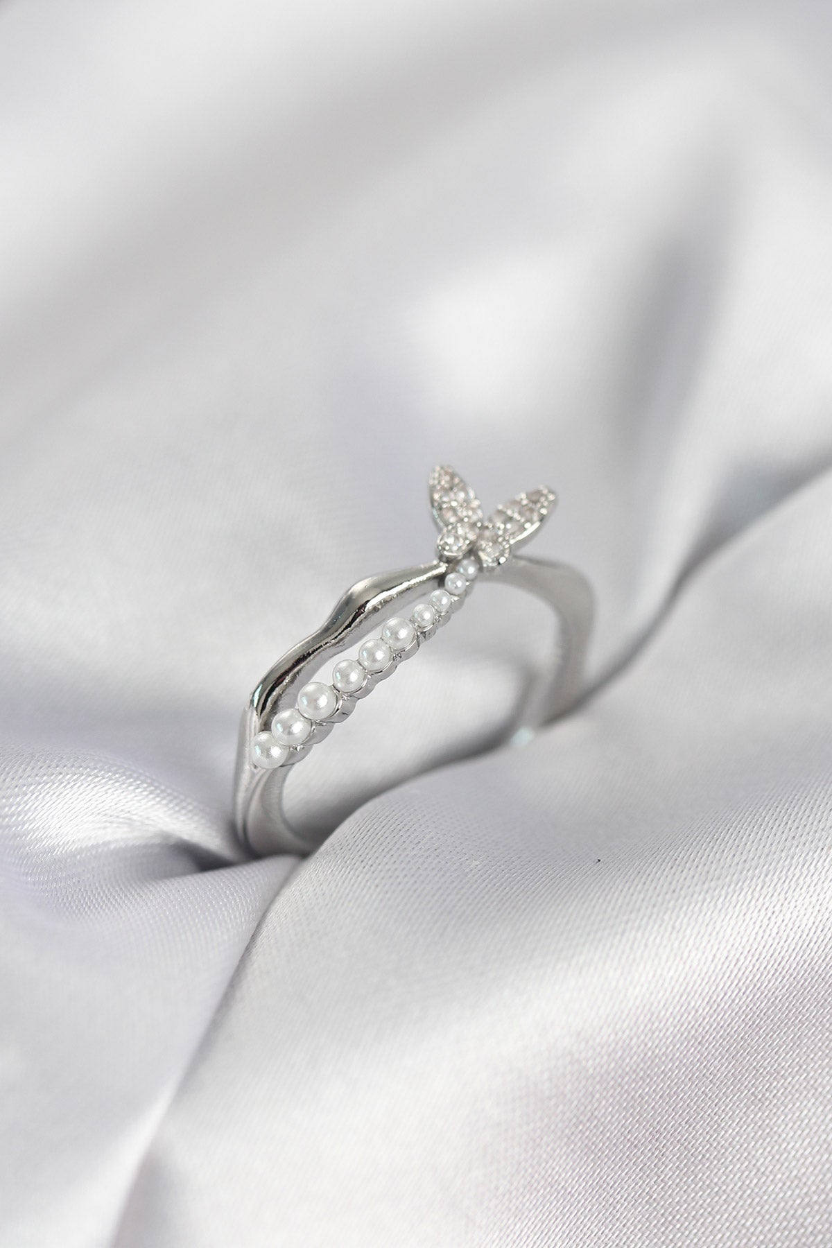 Silver-Tone Kuyruklu Butterfly with Pearl Detail Women's Ring