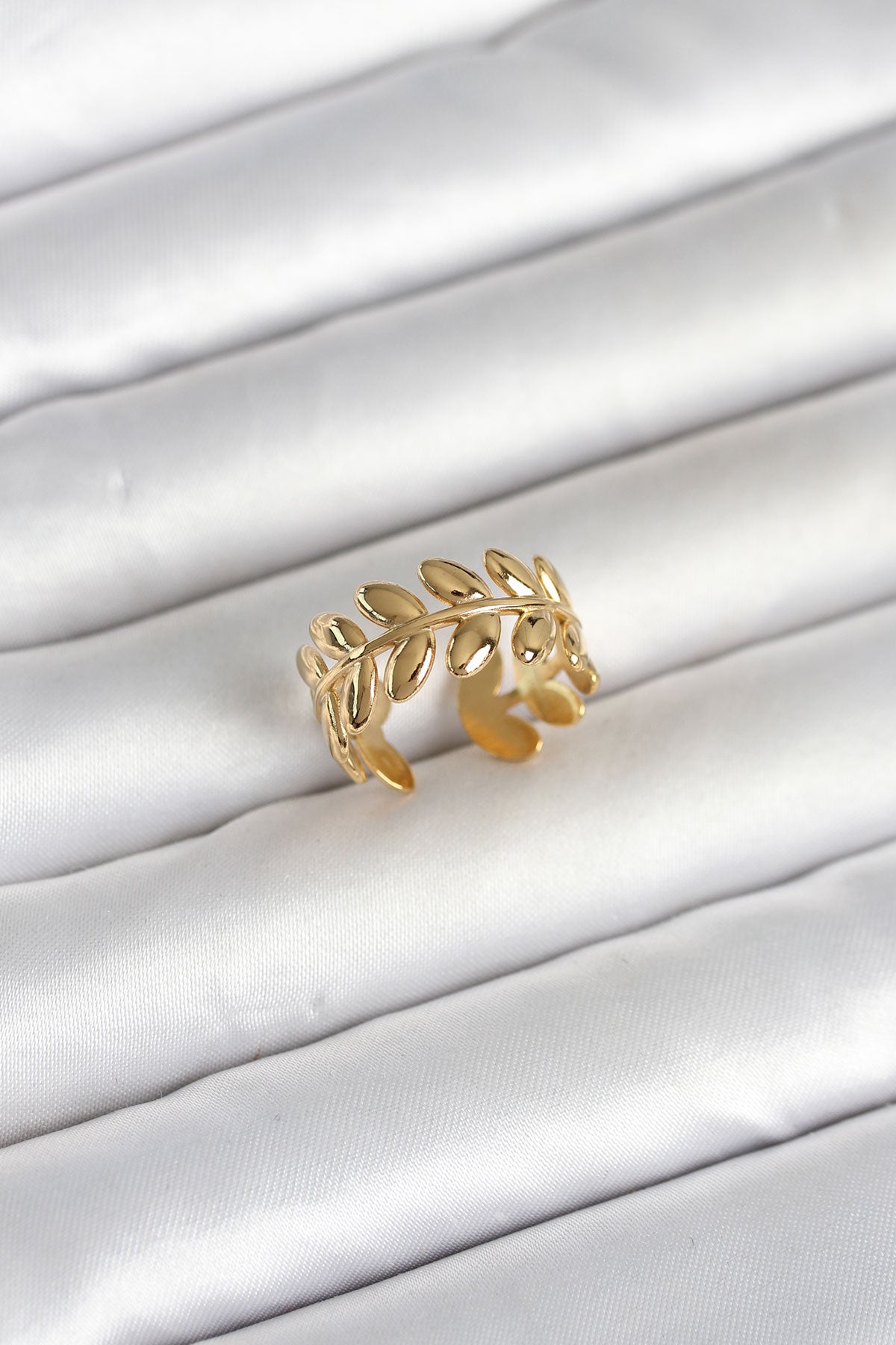 316L Stainless Steel Gold-Tone Leaf Women's Ring