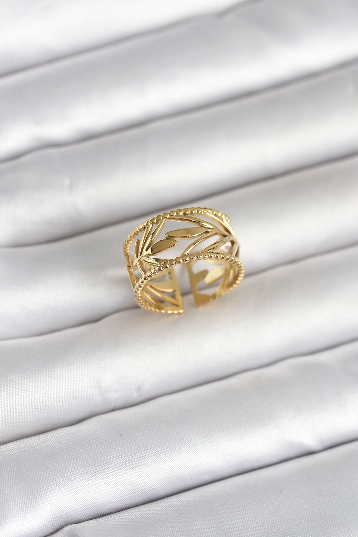 316L Stainless Steel Gold-Tone Leaf Women's Ring