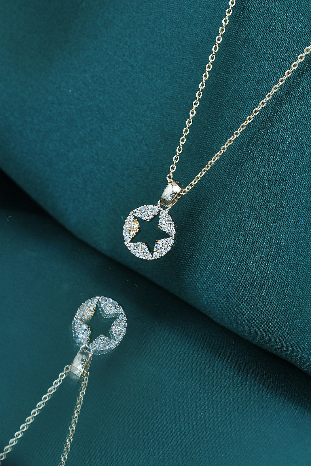 Star Design Gold Color Women's Necklace