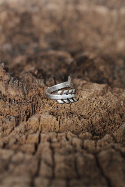 Adjustable Arrow Design Men's Ring