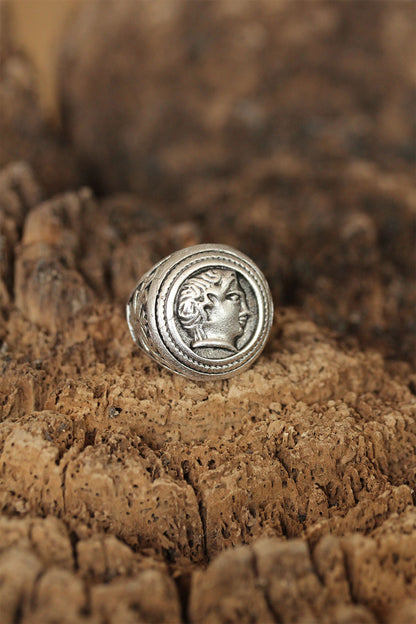 Caesar Figured Adjustable Men's Ring