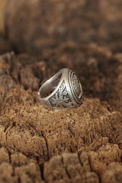 Caesar Figured Adjustable Men's Ring