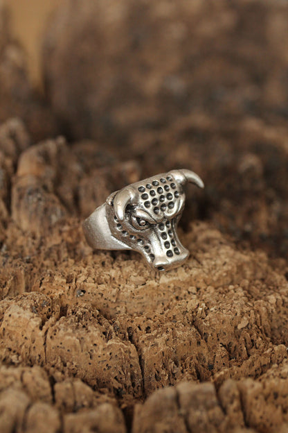 Adjustable Bull Model Men's Ring