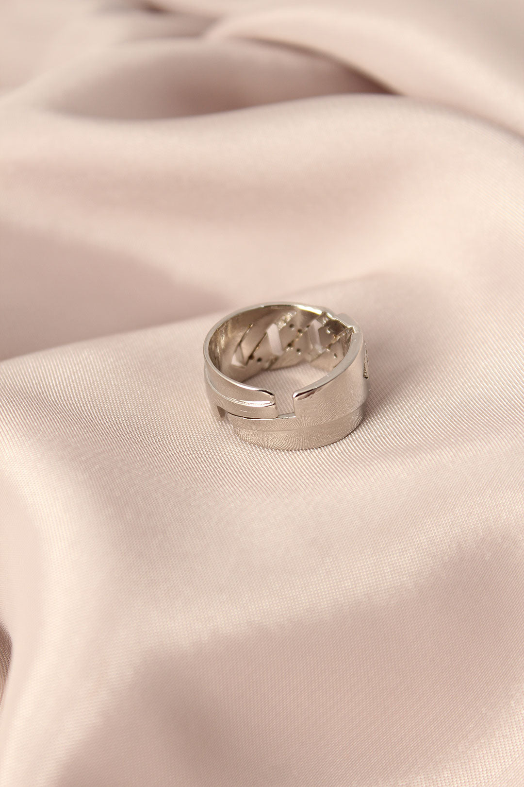 Gümüş Renk Metal Zirkon Taşlı Ayarlanabilir Kadın Yüzük