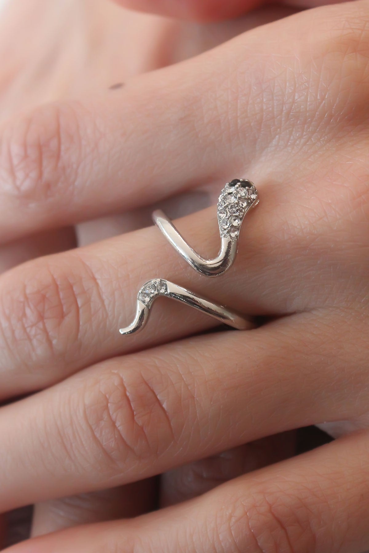 Silver Color Snake Figure Zircon Stone Detail Women's Ring