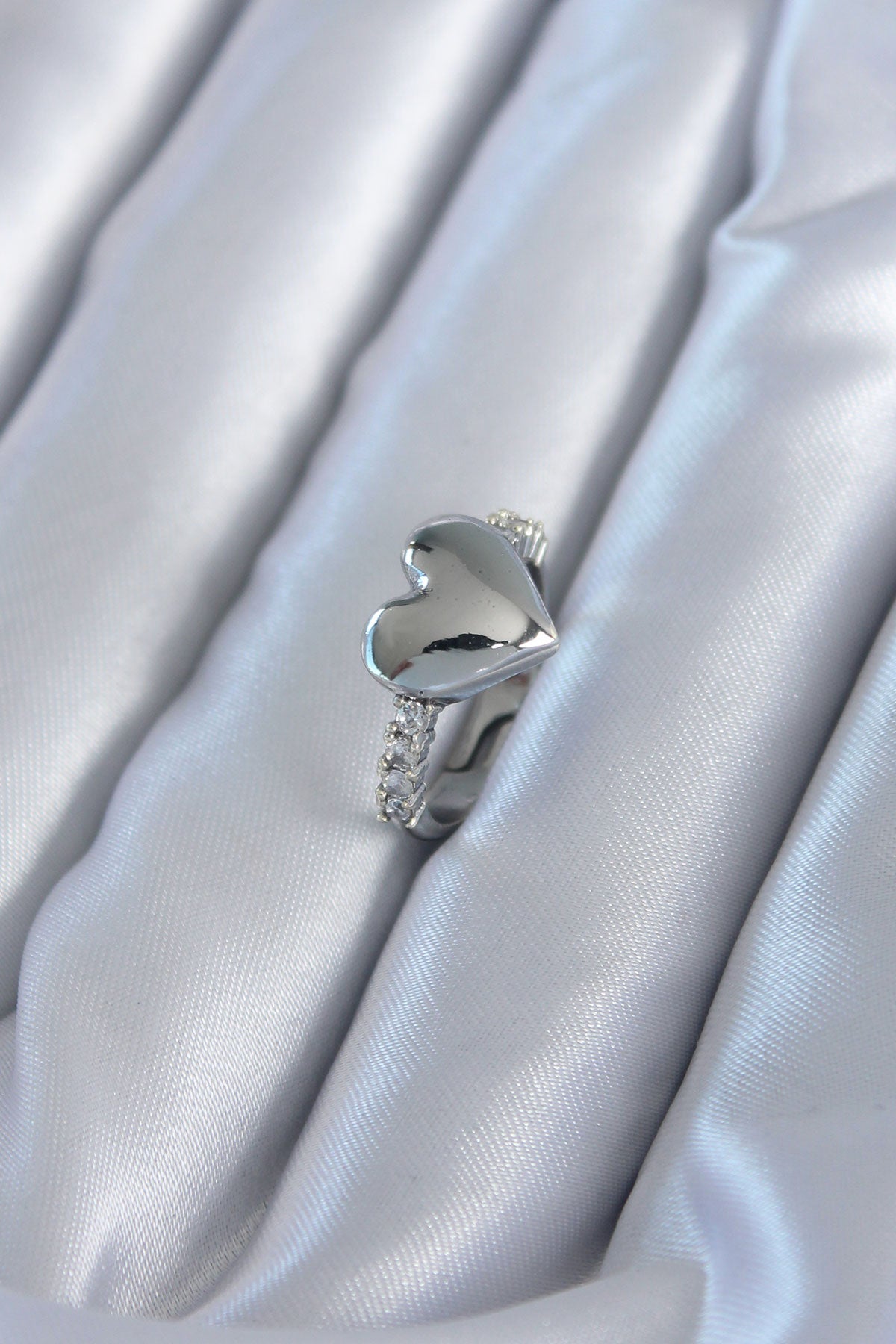 Silver Color Brass Zircon Stone Heart Model Women's Ring