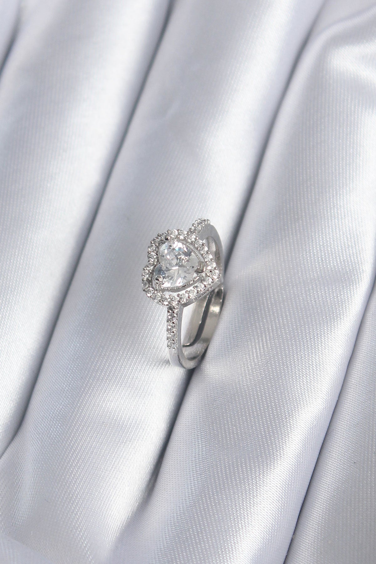 Brass Silver Color Zircon Stone Heart Charm Model Women's Ring