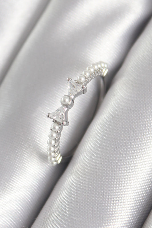 Brass Silver Color Zircon Stone Ribbon Model Pearl Detail Women's Ring
