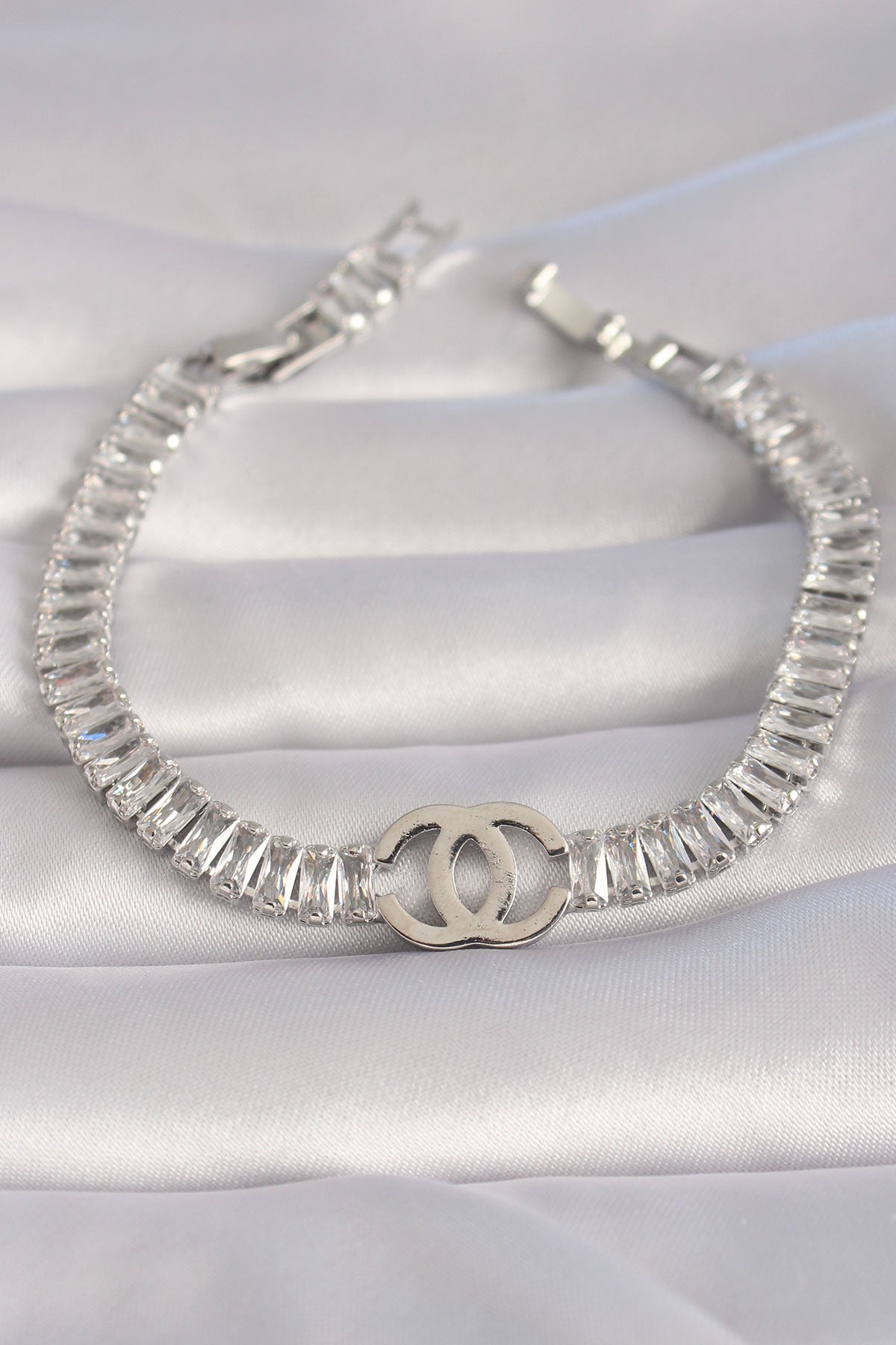 Brass Silver Color Zircon Stone Waterway Model VIP Series Women's Bracelet