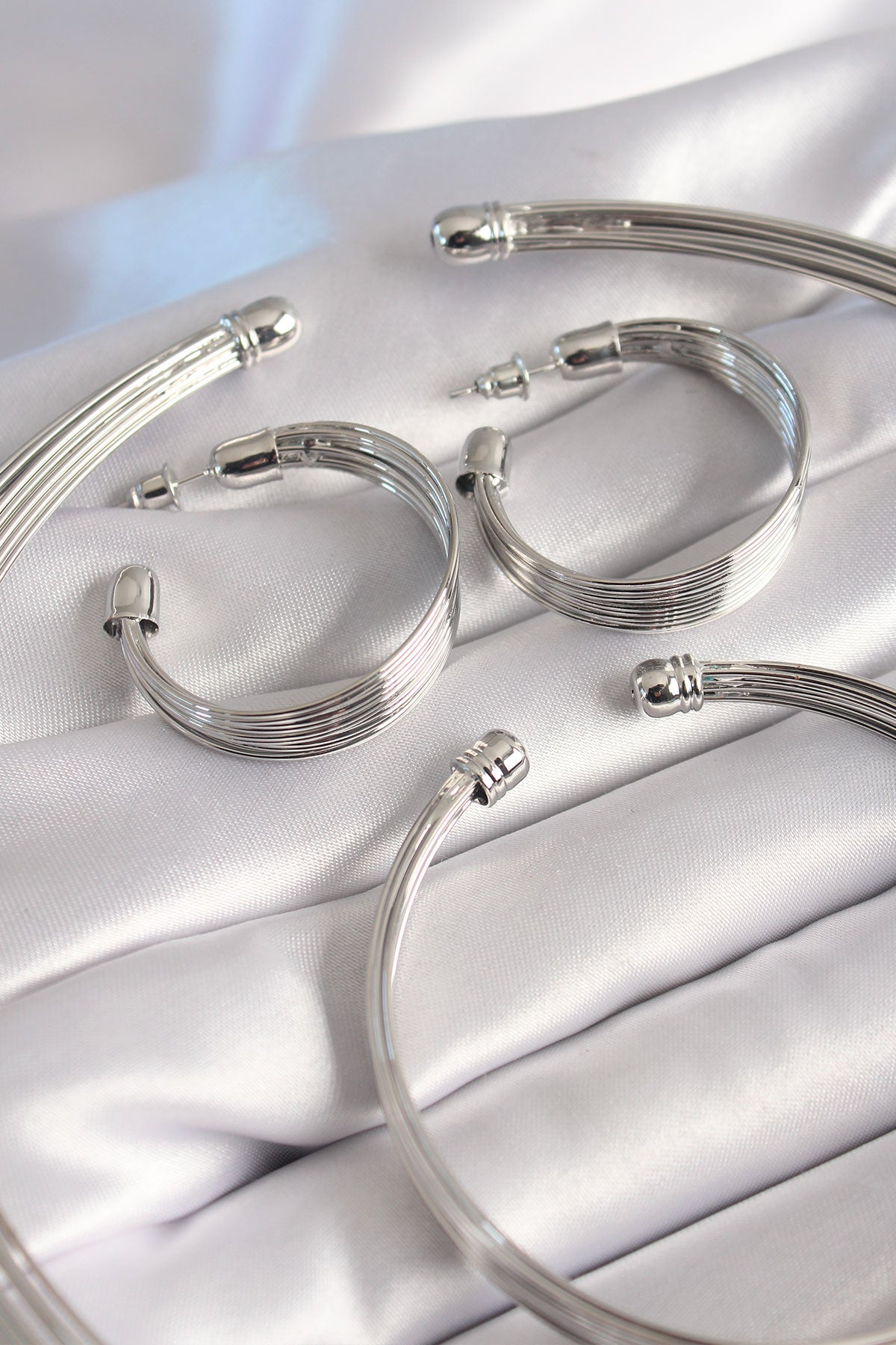 Brass Silver Color Necklace Earring Bracelet Set