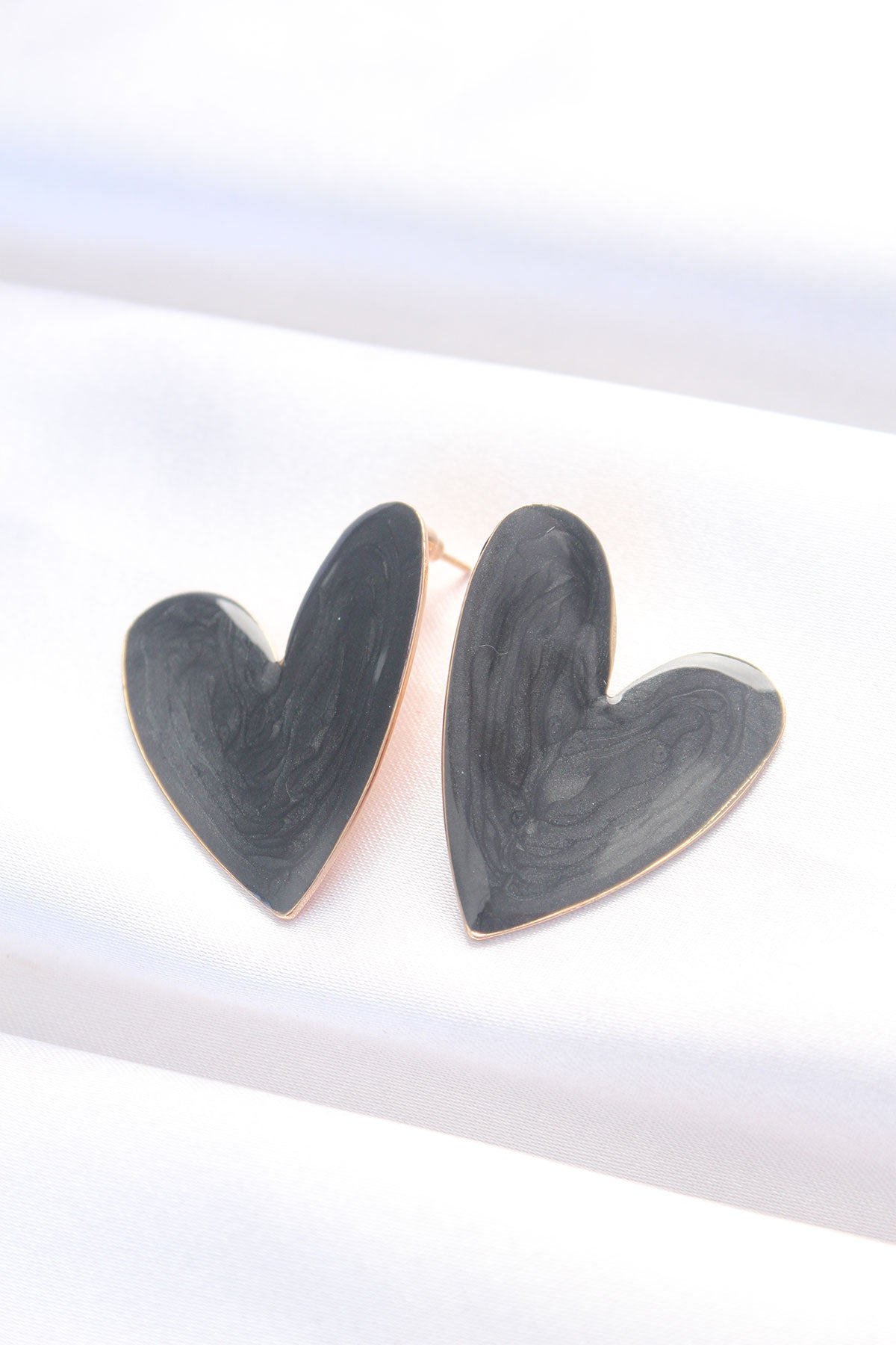 Black Color Enameled Heart Earrings