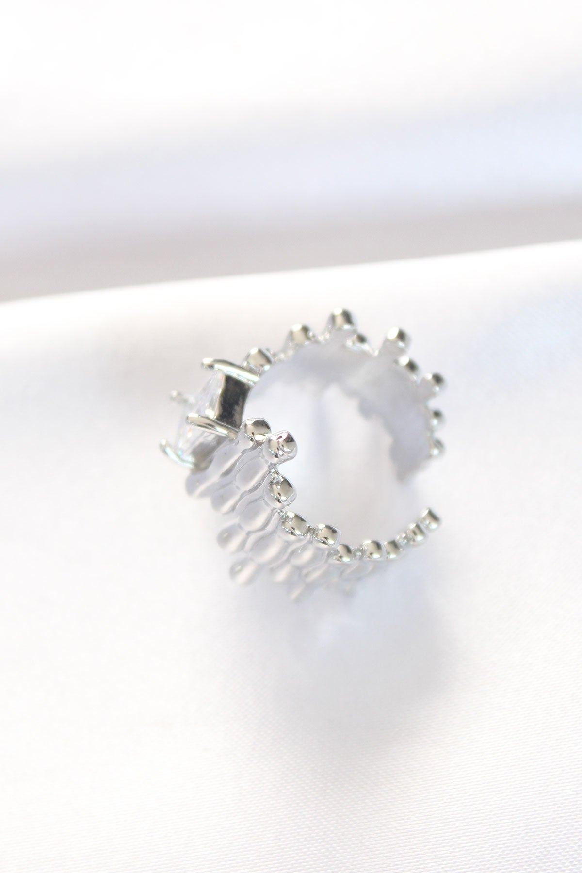 Silver Color Serrated Thick Baguette Stone Design Adjustable Ring