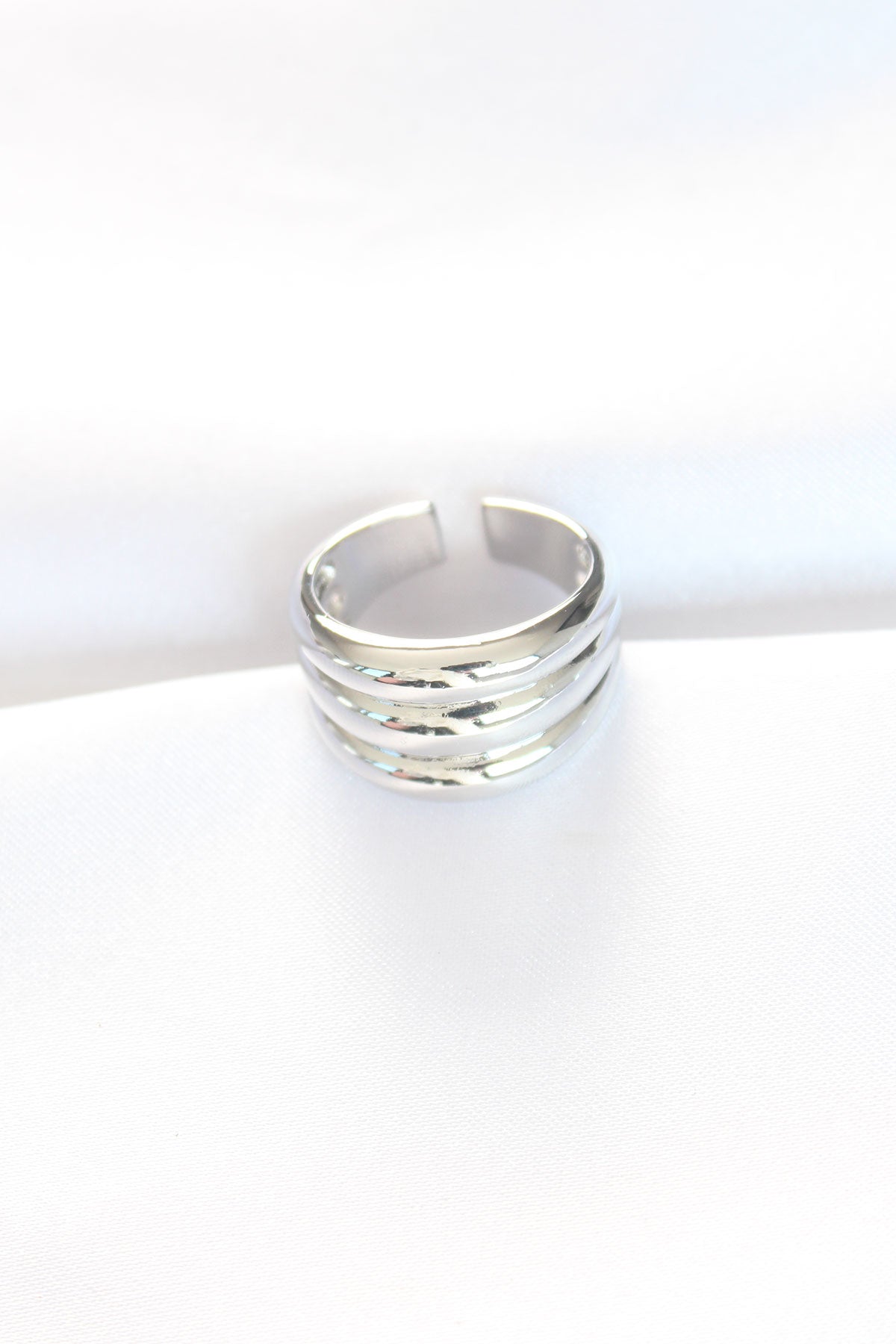 Silver Color Adjustable Striped Bombe Ring