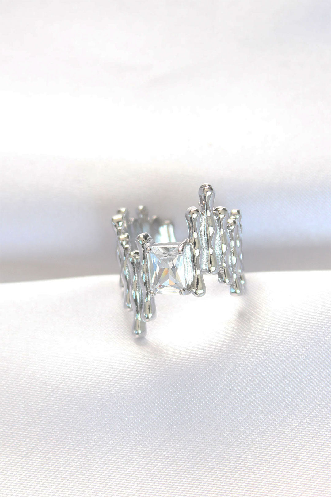 Silver Color Serrated Thick Baguette Stone Design Adjustable Ring