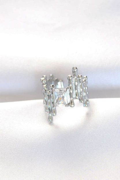 Silver Color Serrated Thick Baguette Stone Design Adjustable Ring